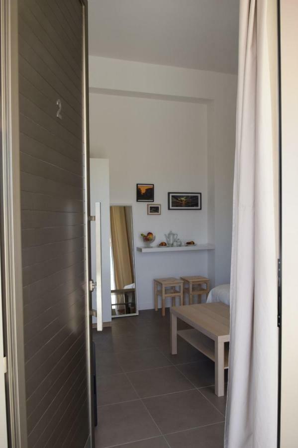 B&B Nicole Santa Maria Del Cedro Rum bild